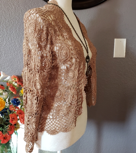 Cardigan - Picture 2 of 9